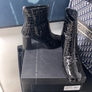 STEVEN by STEVE MADDEN - black croc Urbana bootie size 10 (size 40)